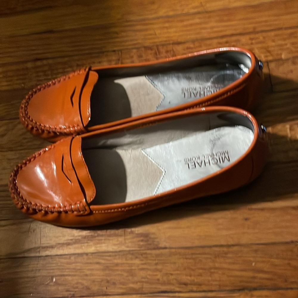 Michael Kors AD13C Women's Orange Penny Loafers - Size 7.5 - Picture 3 of 10